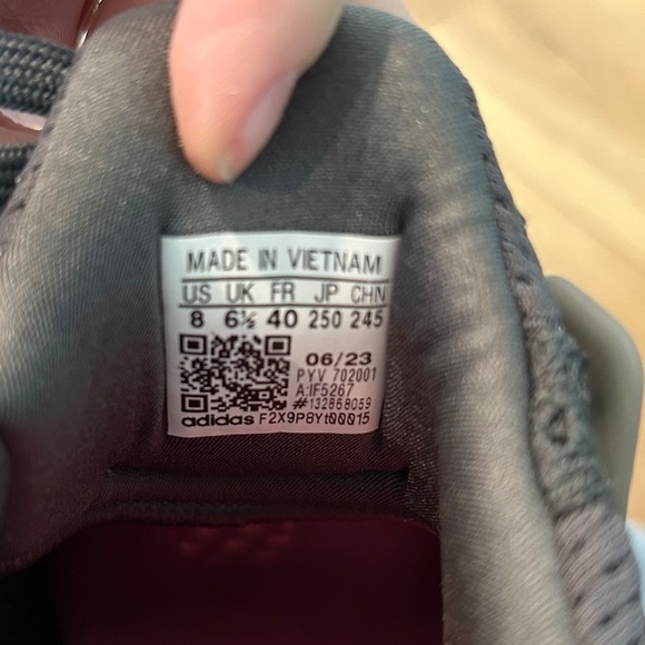 Adidas Ultraboosts 1.0 in grey, pink, and blue - Picture 7 of 7